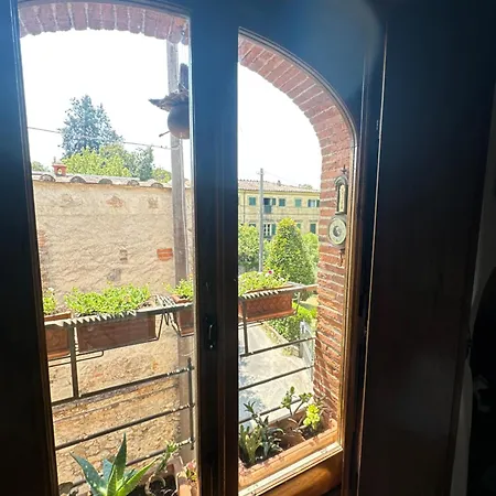 A Unique Tuscan Hideaway In بيت للعطل