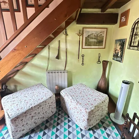 A Unique Tuscan Hideaway In * Camaiore